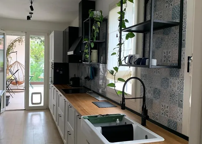 Maison Thiago נואלה